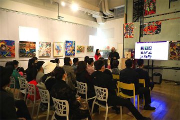 美国胡桃山艺术高中携手深圳小燕画院联合办展